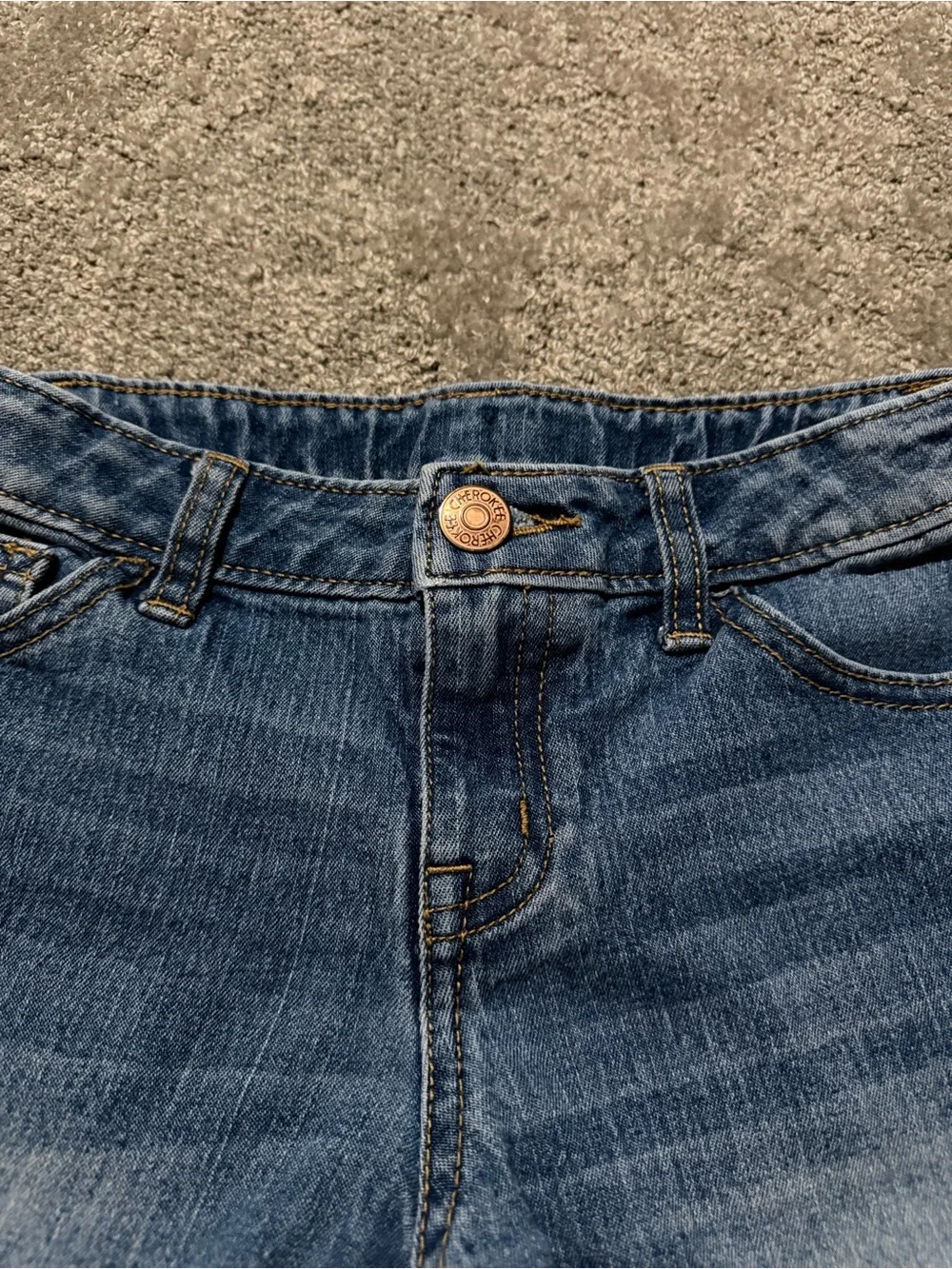 Cherokee young girls jean shorts medium (7/8) great condition and feel‎